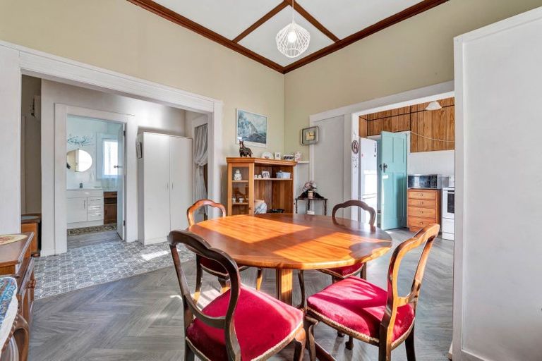 Photo of property in 17 Milmoe Street, Hawera, 4610