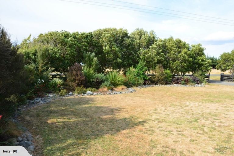 Photo of property in 30 Rongotea Road, Rongotea, Palmerston North, 4476
