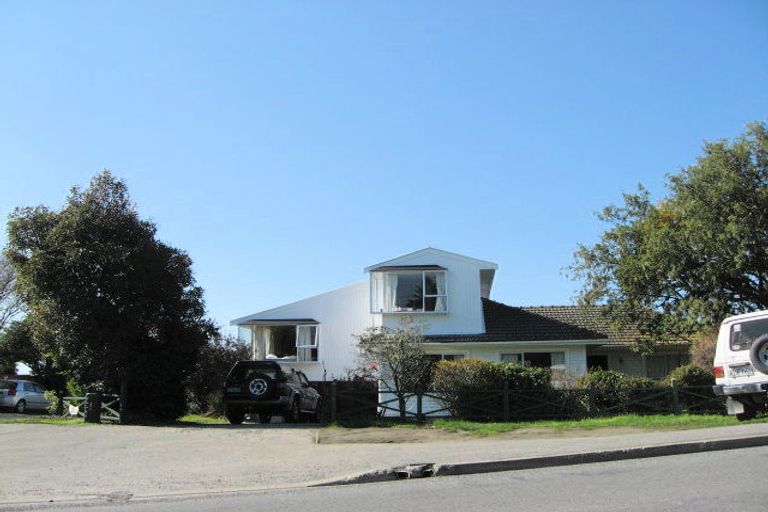 Photo of property in 61a Dyers Pass Road, Cashmere, Christchurch, 8022