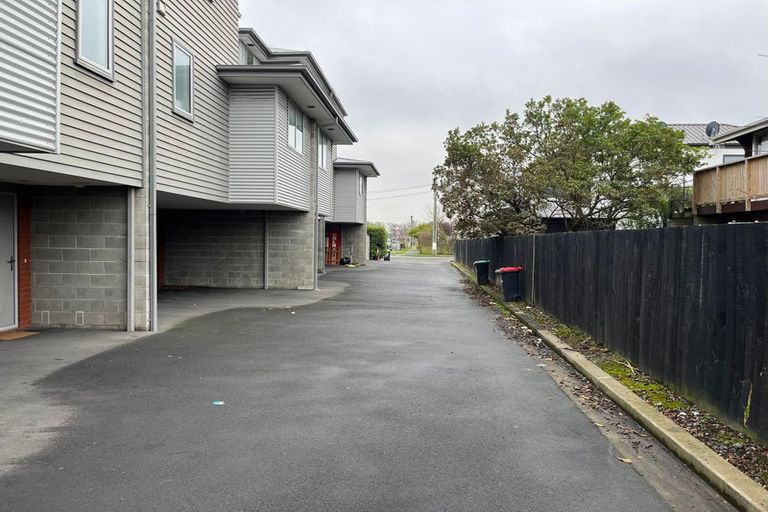 Photo of property in 172a Edgeware Road, Edgeware, Christchurch, 8013