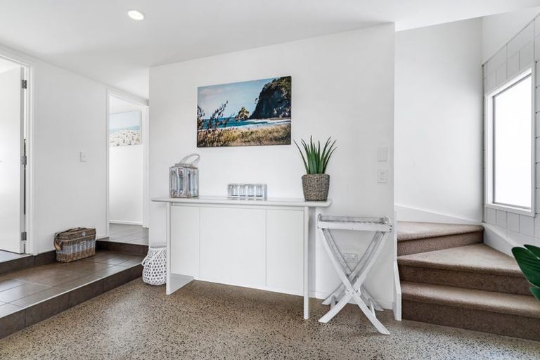 Photo of property in 306 Ocean Road, Whangamata, 3620