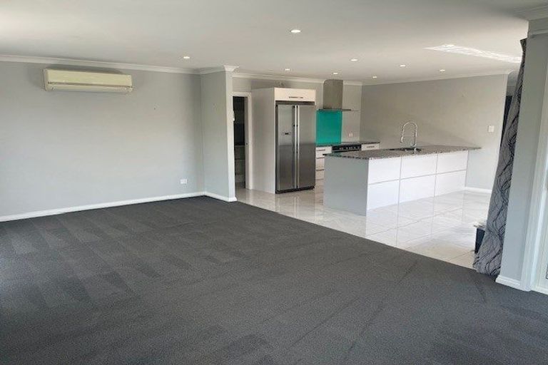 Photo of property in 5 Macphail Avenue, Rangiora, 7400