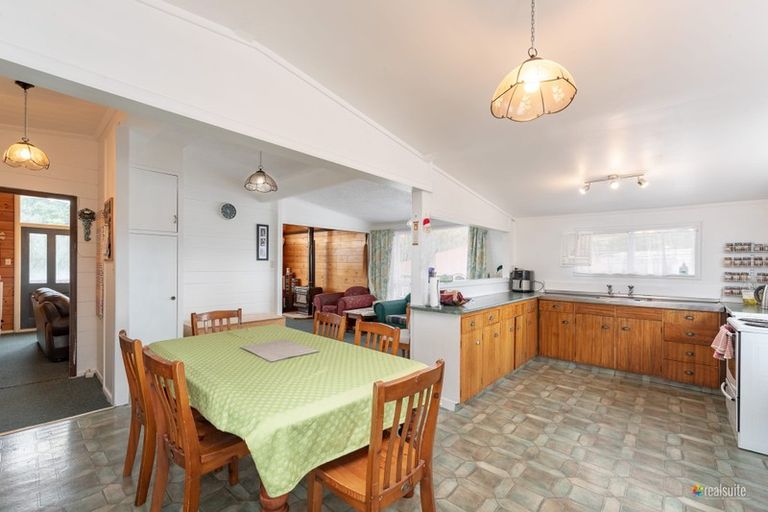 Photo of property in 91 Driver Crescent, Cannons Creek, Porirua, 5024