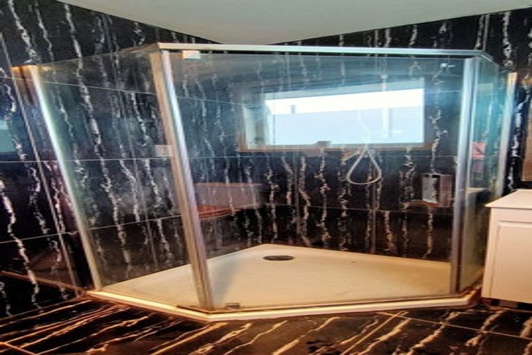 Photo of property in 2/12 Olive Crescent, Papatoetoe, Auckland, 2025