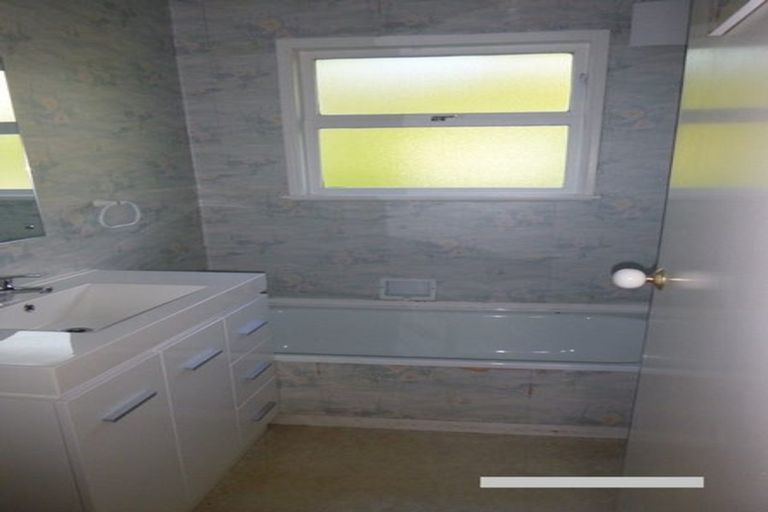 Photo of property in 3 Royston Street, Rosehill, Papakura, 2113