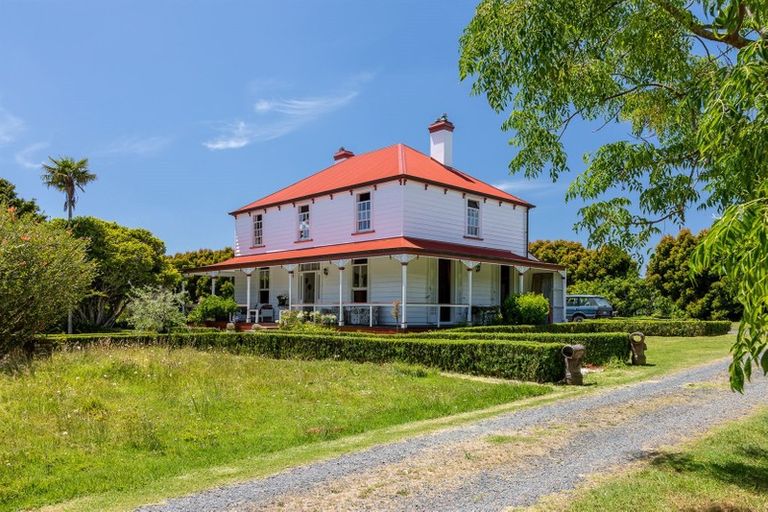 Photo of property in 374 Te Ahu Ahu Road, Waimate North, Kaikohe, 0472