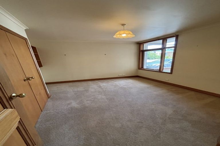 Photo of property in 30 Brownville Crescent, Maori Hill, Dunedin, 9010