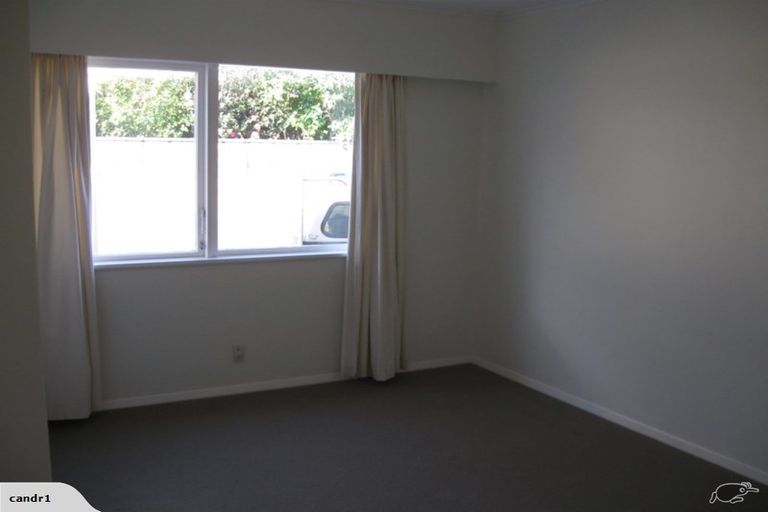 Photo of property in 14 Moana Road, Paraparaumu, 5032