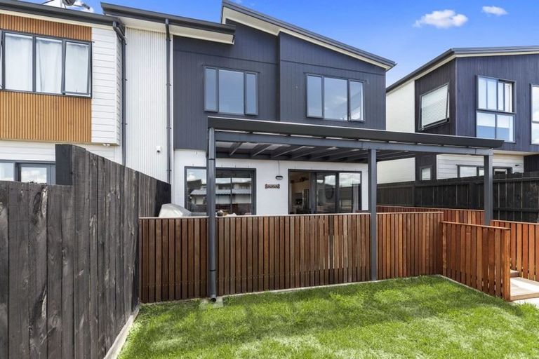 Photo of property in 7 Dorricott Avenue, Hobsonville, Auckland, 0616