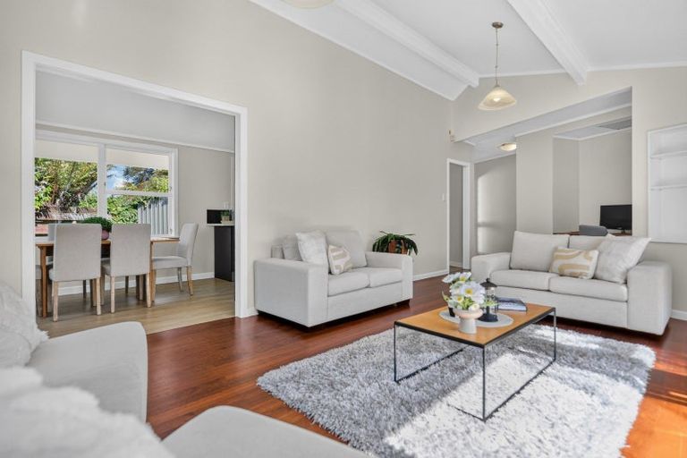 Photo of property in 18 Totara Drive, St Andrews, Hamilton, 3200