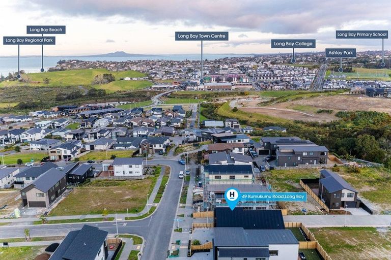 Photo of property in 49 Kumukumu Road, Long Bay, Auckland, 0630
