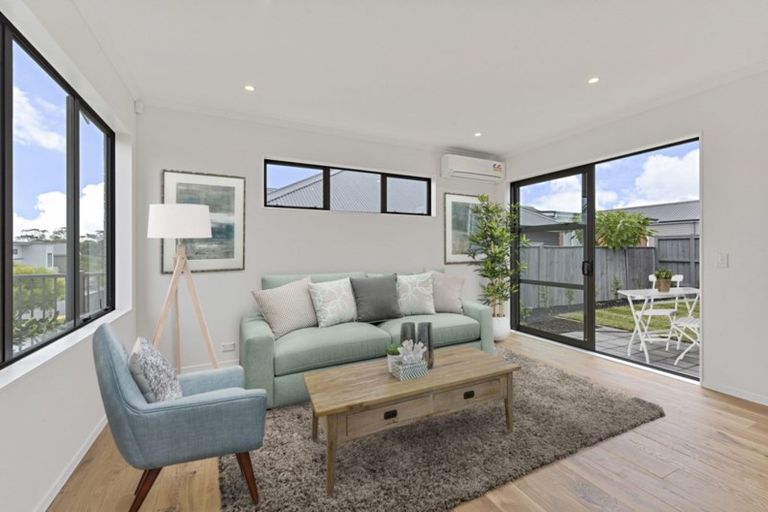 Photo of property in 67 Whenuapai Drive, Whenuapai, Auckland, 0618