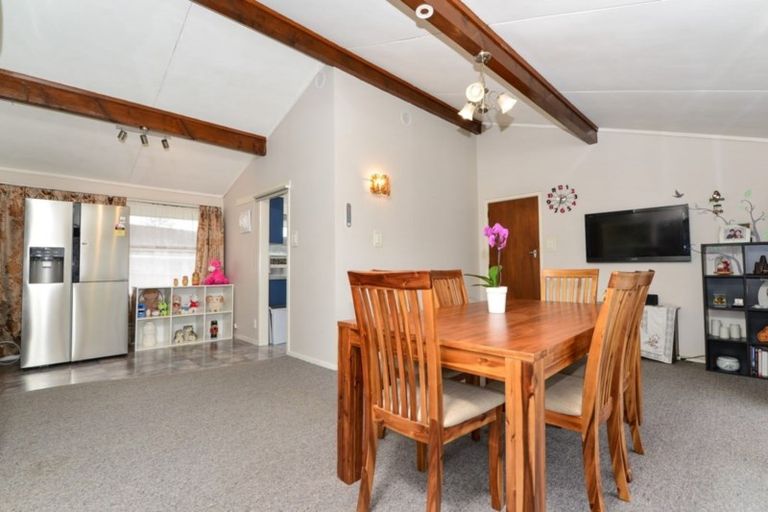 Photo of property in 4 Russleigh Drive, Dinsdale, Hamilton, 3204