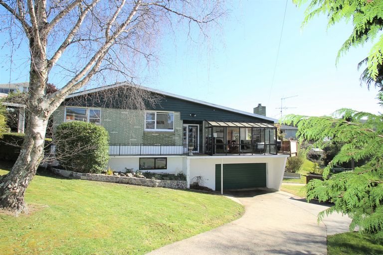 Photo of property in 2 Centennial Road, Fairfield, Dunedin, 9018