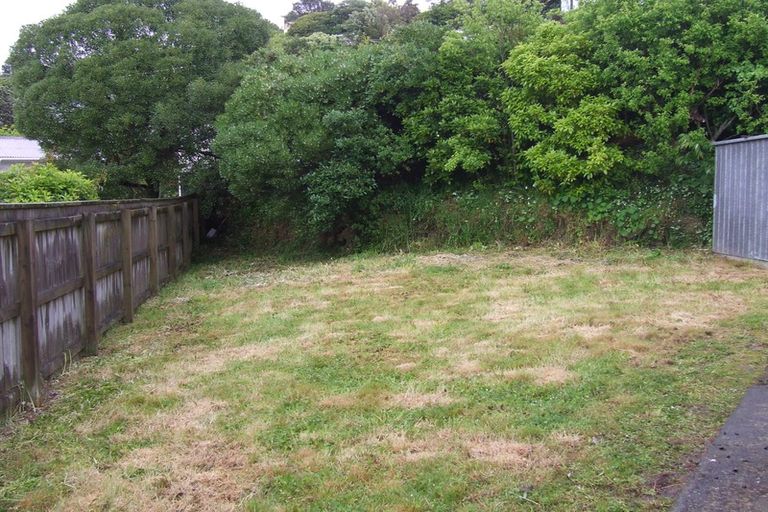 Photo of property in 1/9 Te Kiteroa Grove, Churton Park, Wellington, 6037