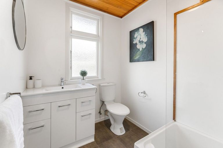 Photo of property in 29 Bush Road, Mosgiel, 9024