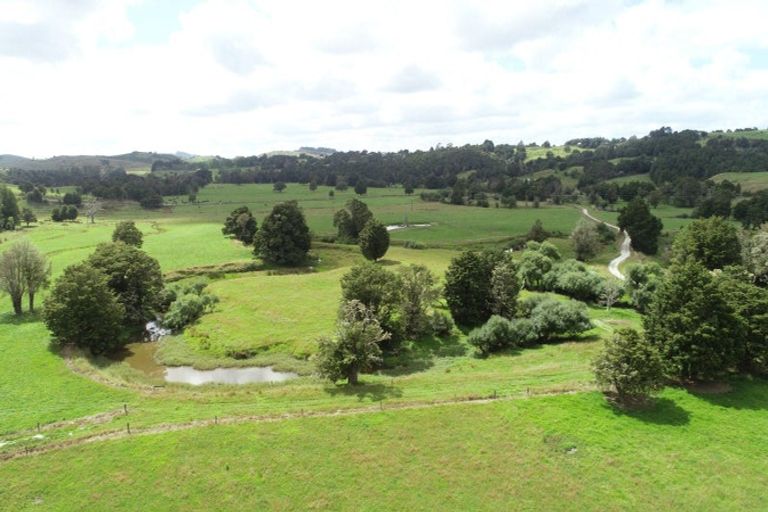 Photo of property in 680 Waimate Road North, Kerikeri, 0293
