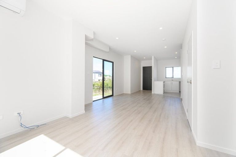 Photo of property in 7 Heketara Place, Papakura, 2110