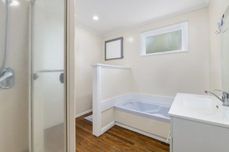 Photo of property in 5 Clarke Avenue, Highbury, Palmerston North, 4412