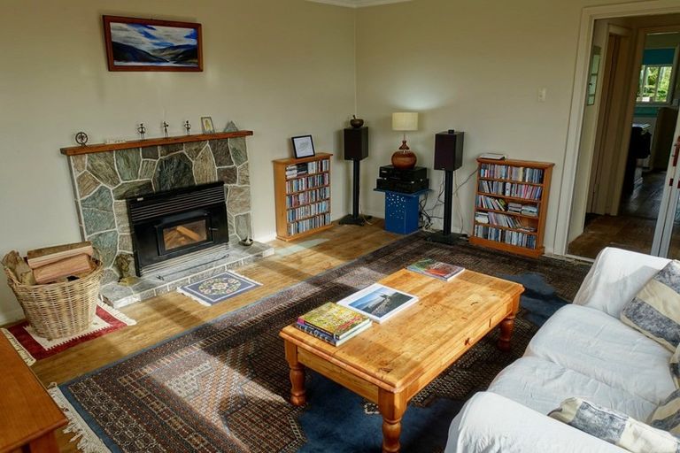 Photo of property in 13 Wharf Road, Karamea, 7893