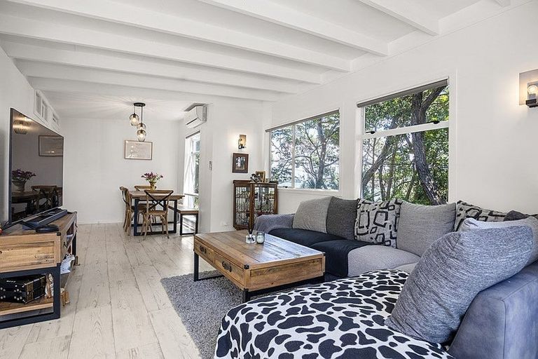 Photo of property in 72 Wharf Road, Ostend, Waiheke Island, 1081