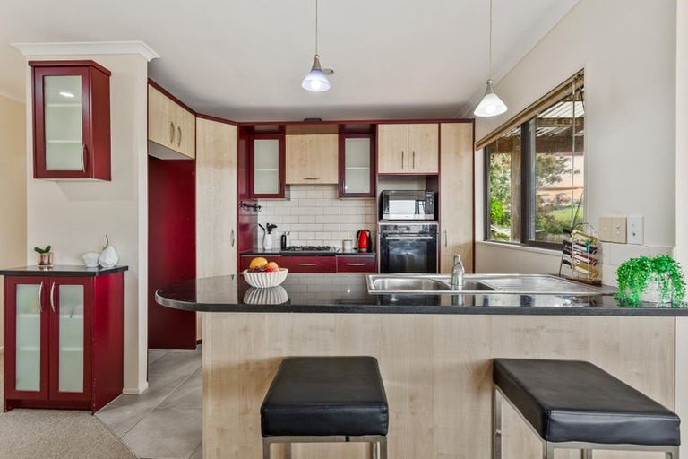 Photo of property in 34 Carnelian Court, Westgate, Auckland, 0614
