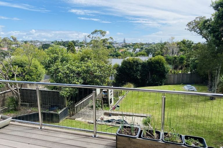 Photo of property in 59 Park Rise, Campbells Bay, Auckland, 0630