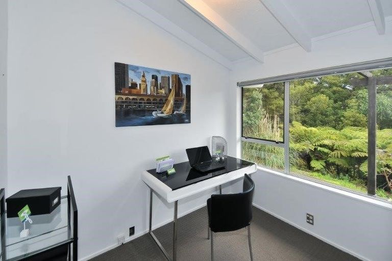 Photo of property in 9/40 Radiata Lane, Chatswood, Auckland, 0626