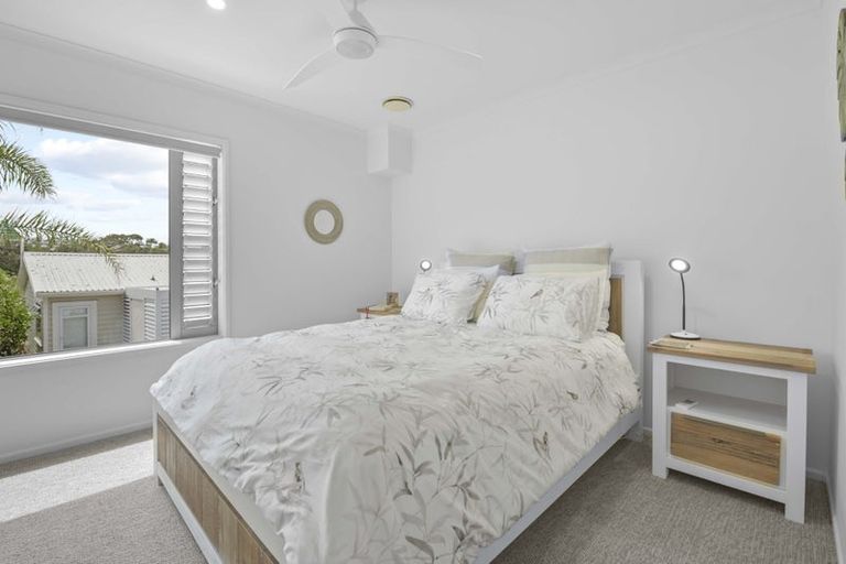 Photo of property in 870 Whangaparaoa Road, Manly, Whangaparaoa, 0930