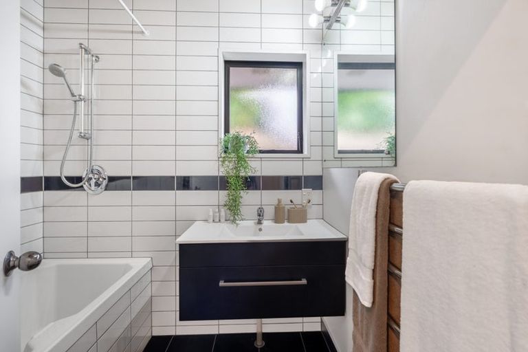 Photo of property in 4a Rearsby Drive, Halswell, Christchurch, 8025