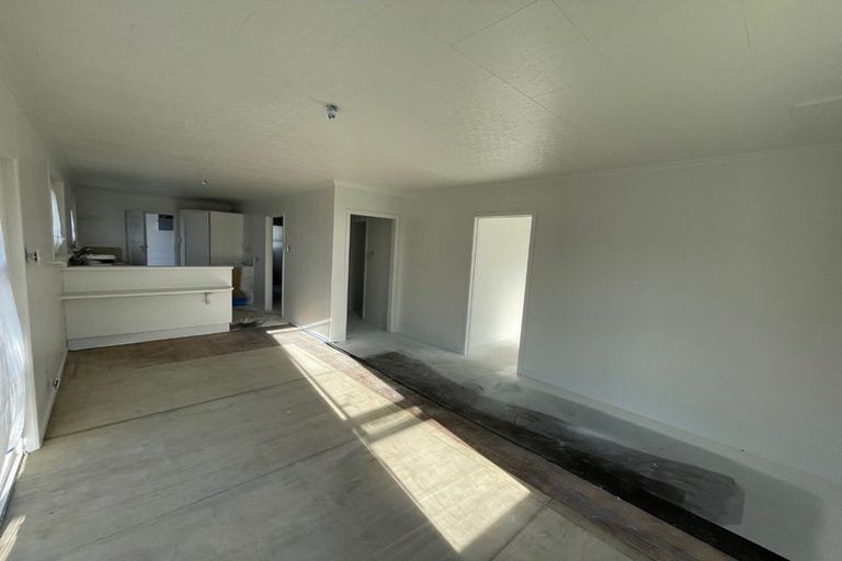 Photo of property in 27 Acourt Street, Hawera, 4610