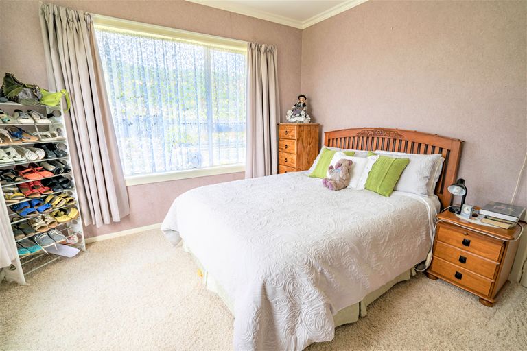 Photo of property in 5 Pearce Street, Bluff, 9814