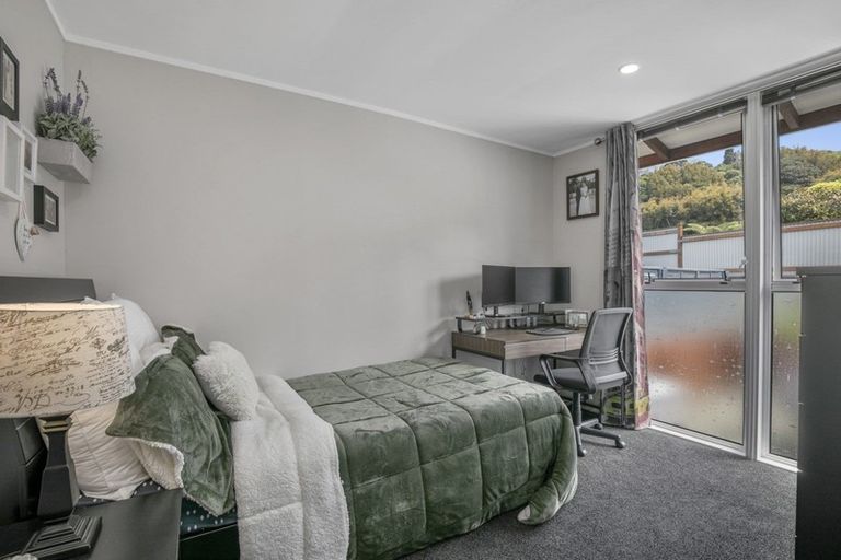 Photo of property in 15a Westpoint Avenue, Harbour View, Lower Hutt, 5010