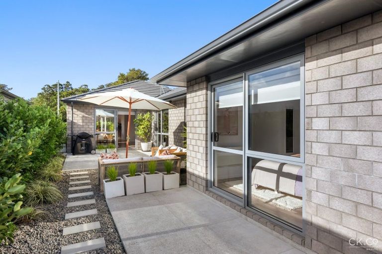 Photo of property in 9 Pattullo Crescent, Wallaceville, Upper Hutt, 5018