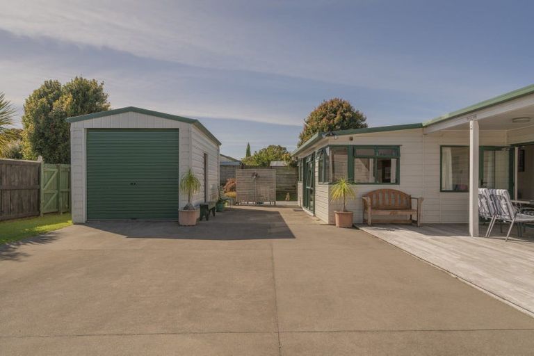 Photo of property in 31 Whitby Avenue, Whitianga, 3510