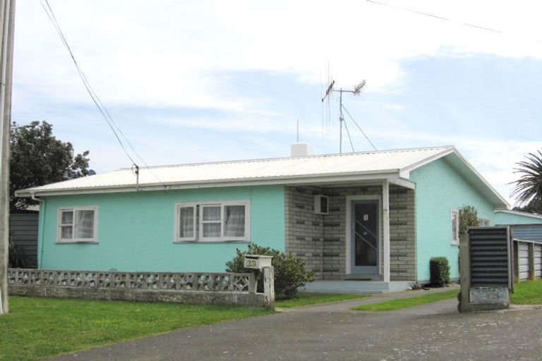 Photo of property in 23 Karewa Street, Castlecliff, Whanganui, 4501