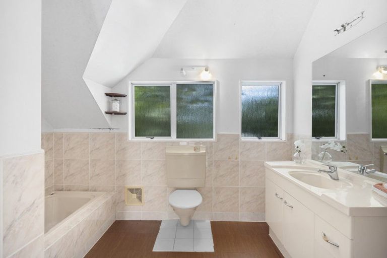 Photo of property in 45 Ferry Road, Days Bay, Lower Hutt, 5013