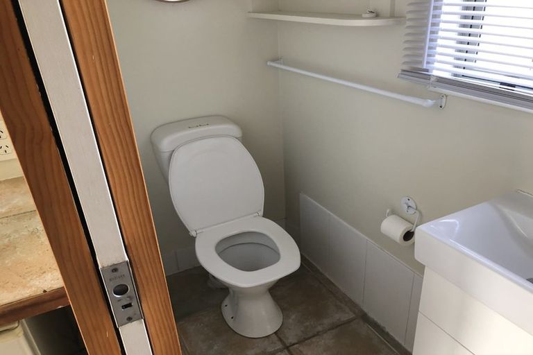 Photo of property in 224b Old Farm Road, Hamilton East, Hamilton, 3216