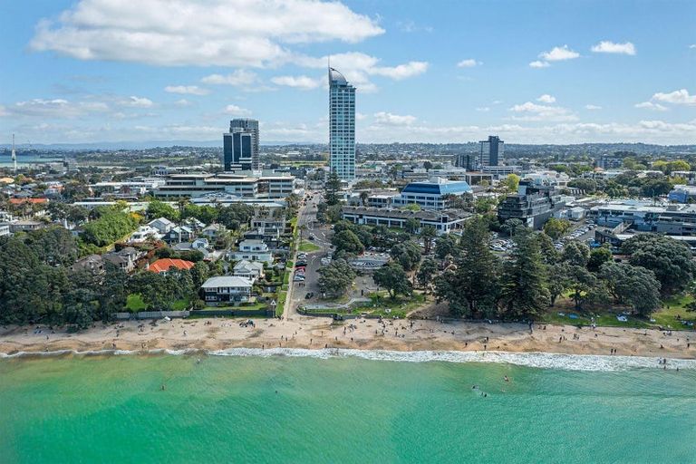 Photo of property in Sentinel Apartments, 1903/3 Northcroft Street, Takapuna, Auckland, 0622