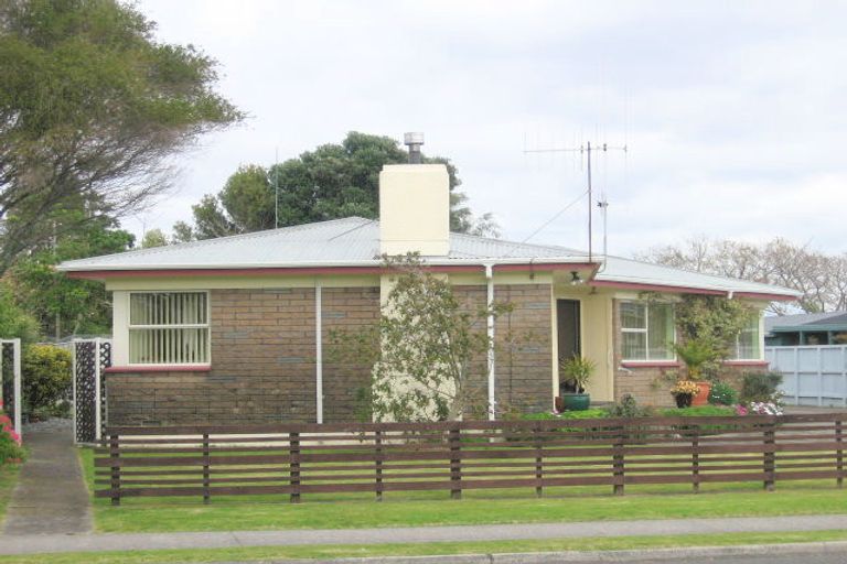 Photo of property in 64 Links Avenue, Mount Maunganui, 3116