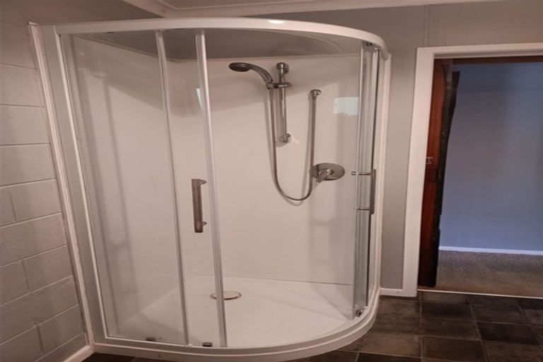 Photo of property in 100a The Terrace, Thames, 3500