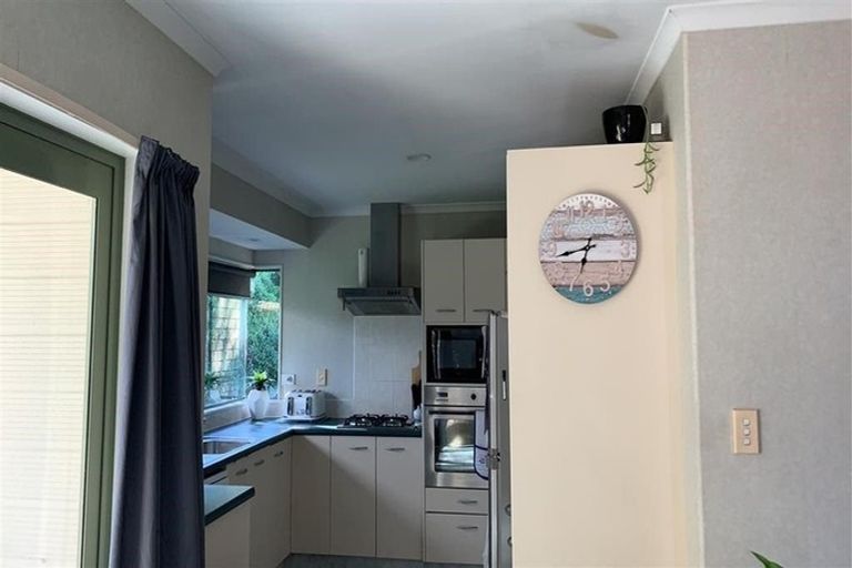 Photo of property in 33 Lavender Place, Papamoa Beach, Papamoa, 3118