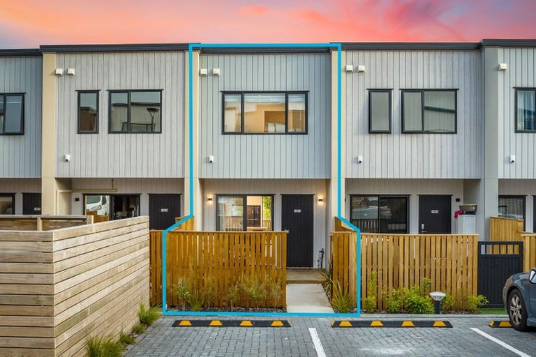 Photo of property in 132c Tiriwa Drive, Massey, Auckland, 0614