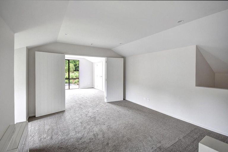 Photo of property in 10 Redwoods Lane, Helensburgh, Dunedin, 9010