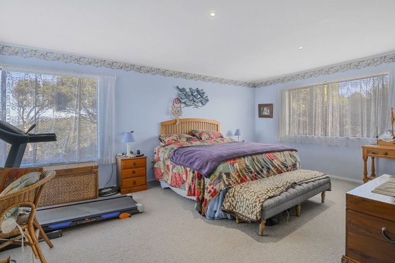 Photo of property in 51 Wharariki Road, Puponga, Collingwood, 7073