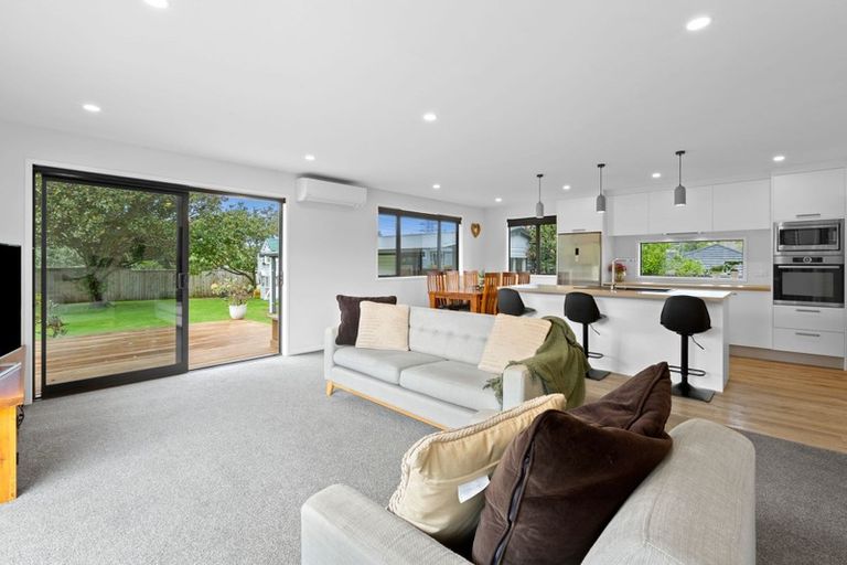 Photo of property in 369 Carrington Street, Upper Vogeltown, New Plymouth, 4310