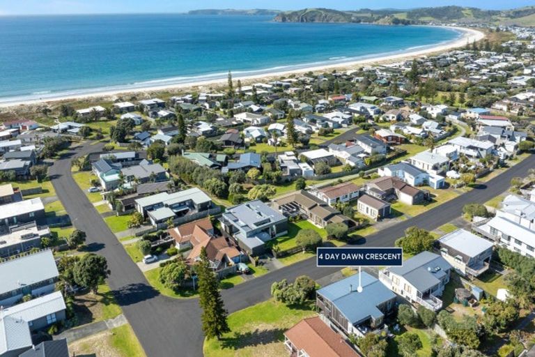 Photo of property in 4 Day Dawn Crescent, Omaha, Warkworth, 0986