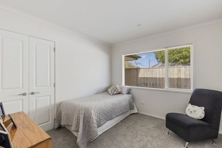 Photo of property in 112b Govett Avenue, Frankleigh Park, New Plymouth, 4310