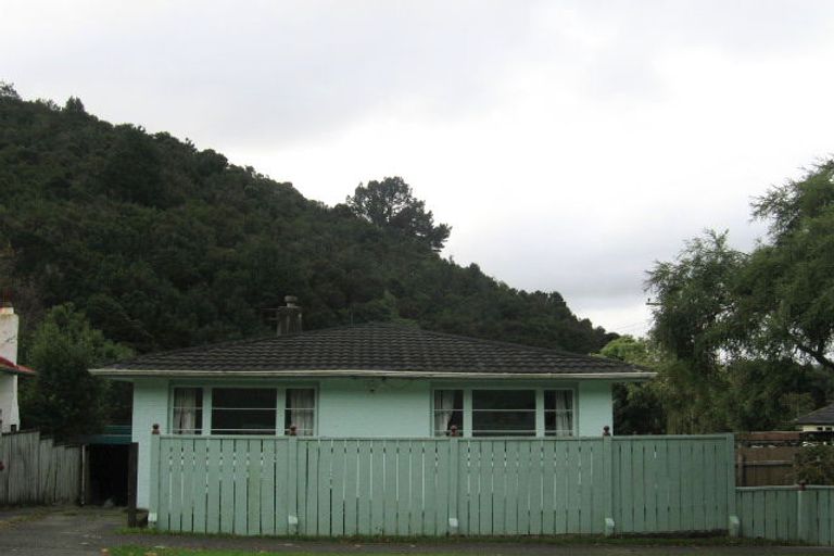 Photo of property in 56 Raukawa Street, Stokes Valley, Lower Hutt, 5019