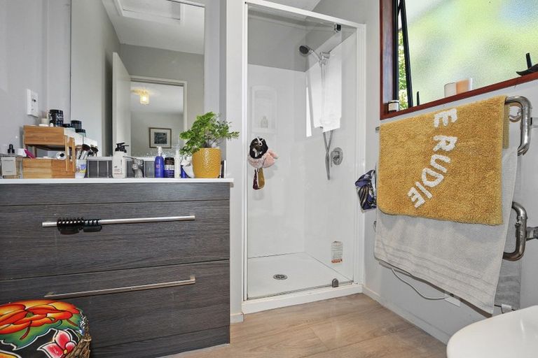 Photo of property in 6 Dalleys Lane, Lyttelton, 8082